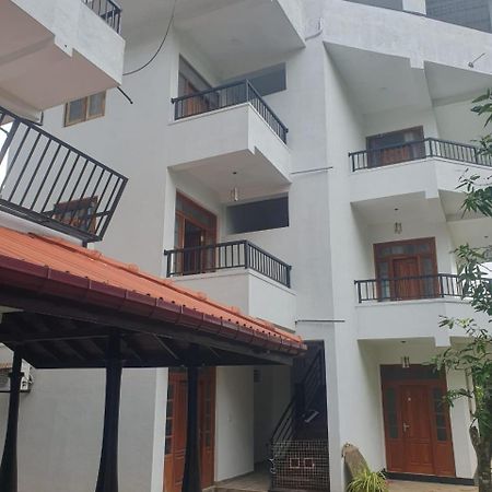 Ravi Place Unawatuna Kültér fotó